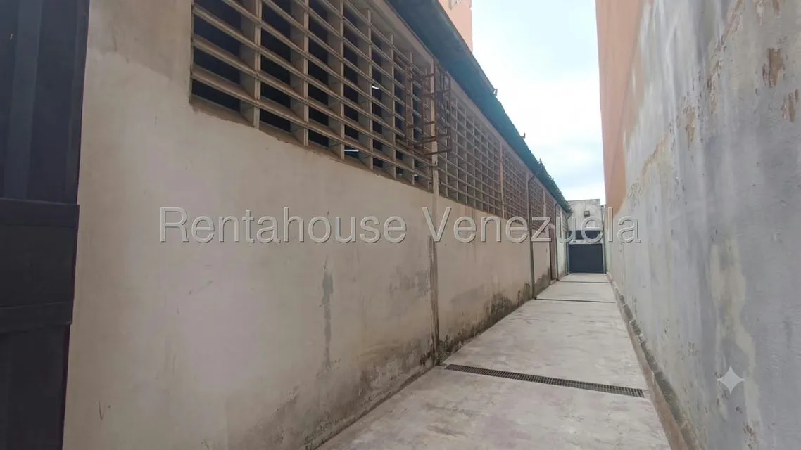 Comercial (Local Comercial) en Alquiler en Zona Centro, Aragua - 4