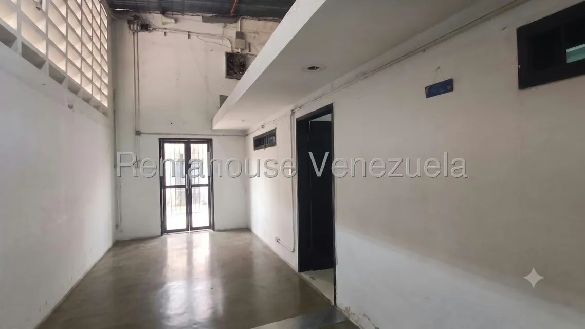 Comercial (Local Comercial) en Alquiler en Zona Centro, Aragua - 10