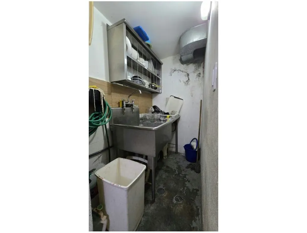 Se vende fondo de comercio 1000m2 El Hatillo 7986 - 11