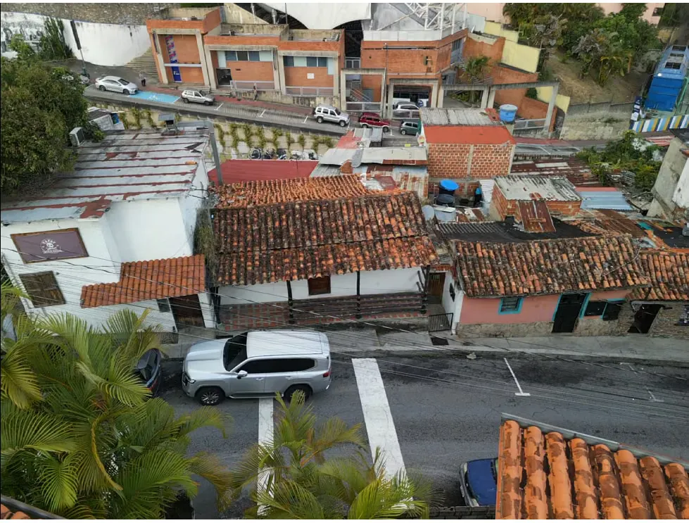 Se vende fondo de comercio 1000m2 El Hatillo 7986 - 3