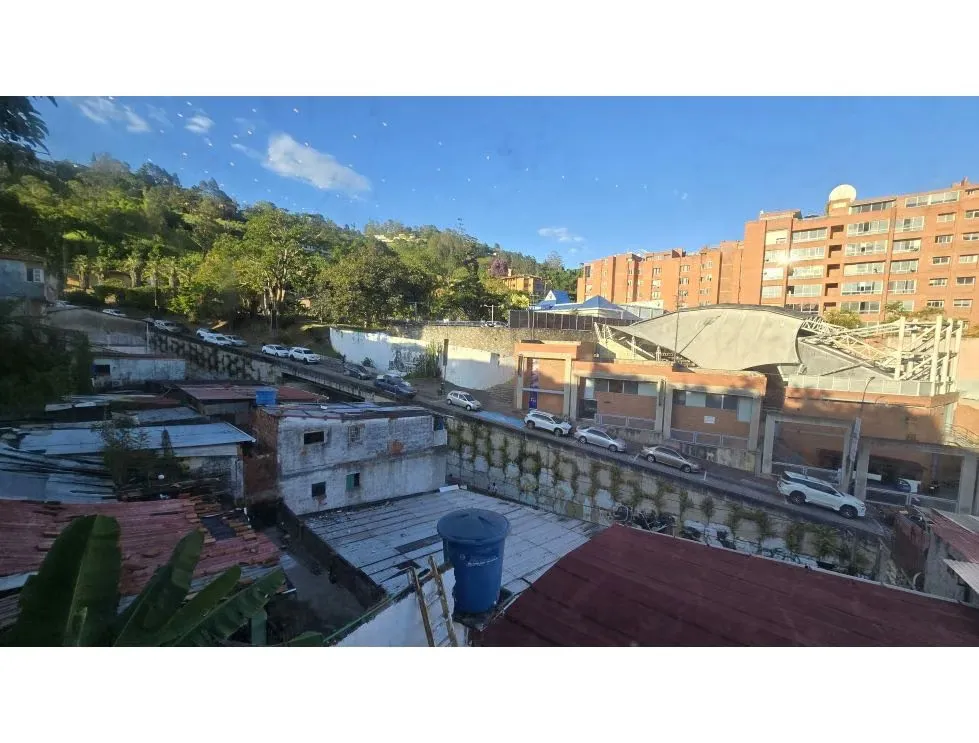 Se vende fondo de comercio 1000m2 El Hatillo 7986 - 5