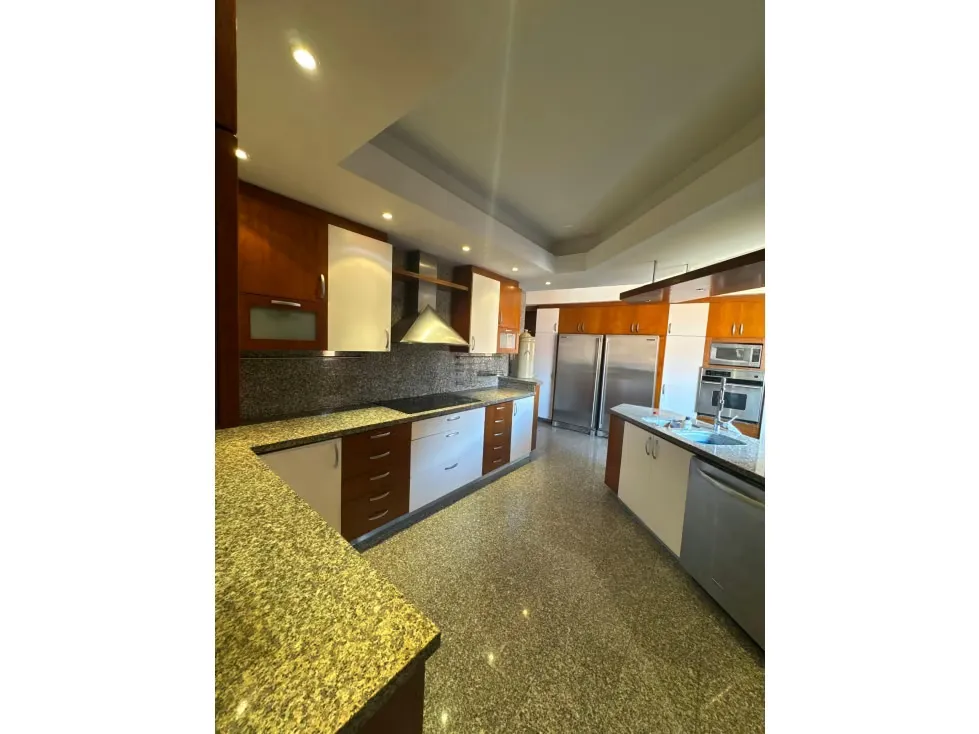 Se vende/alquila PH 354,95m² 3h+1s/5b+1s/4e Los Samanes - 9