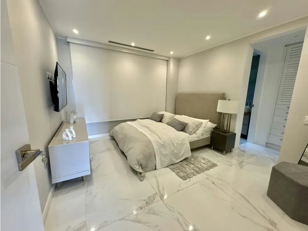 Se vende PH 480 m2 4h+2s/5.5b+s/5p Lomas de La Alameda - 22