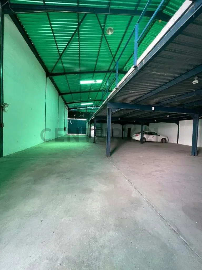 Venta de Galpón en Terrazas de Castillito - 2