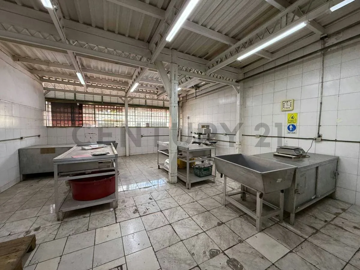 Venta Edificio Comercial El Cementerio Caracas - 11