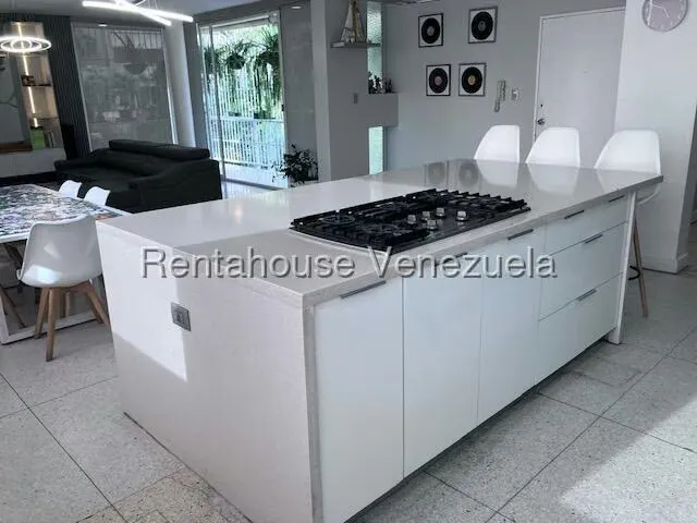 Apartamento (1 Nivel) en Venta en Los Chorros, Distrito Metropolitano - 6
