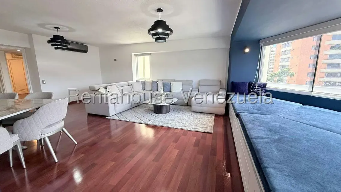 Apartamento (1 Nivel) en Venta en Los Dos Caminos, Distrito Metropolitano
