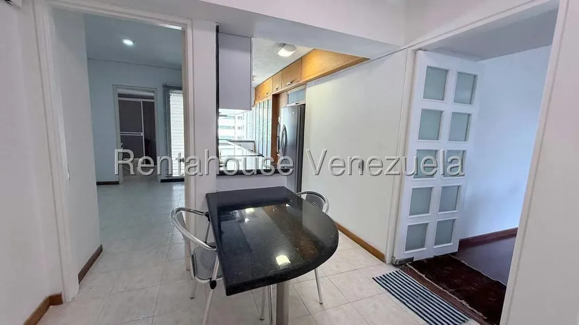 Apartamento (1 Nivel) en Venta en Los Dos Caminos, Distrito Metropolitano - 21