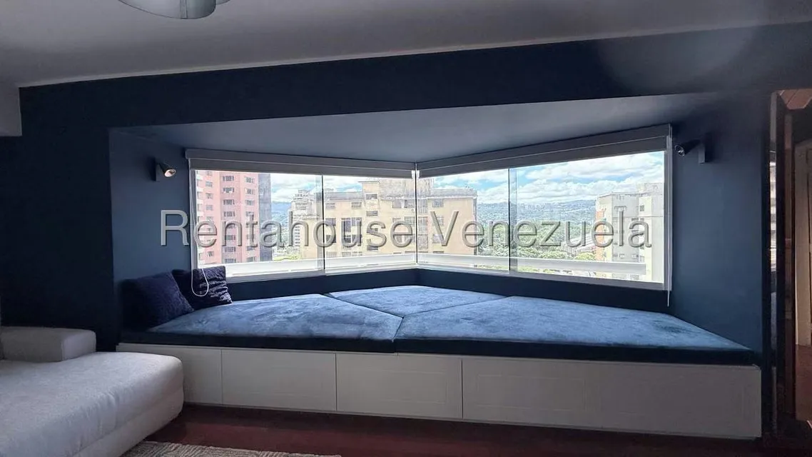 Apartamento (1 Nivel) en Venta en Los Dos Caminos, Distrito Metropolitano - 9