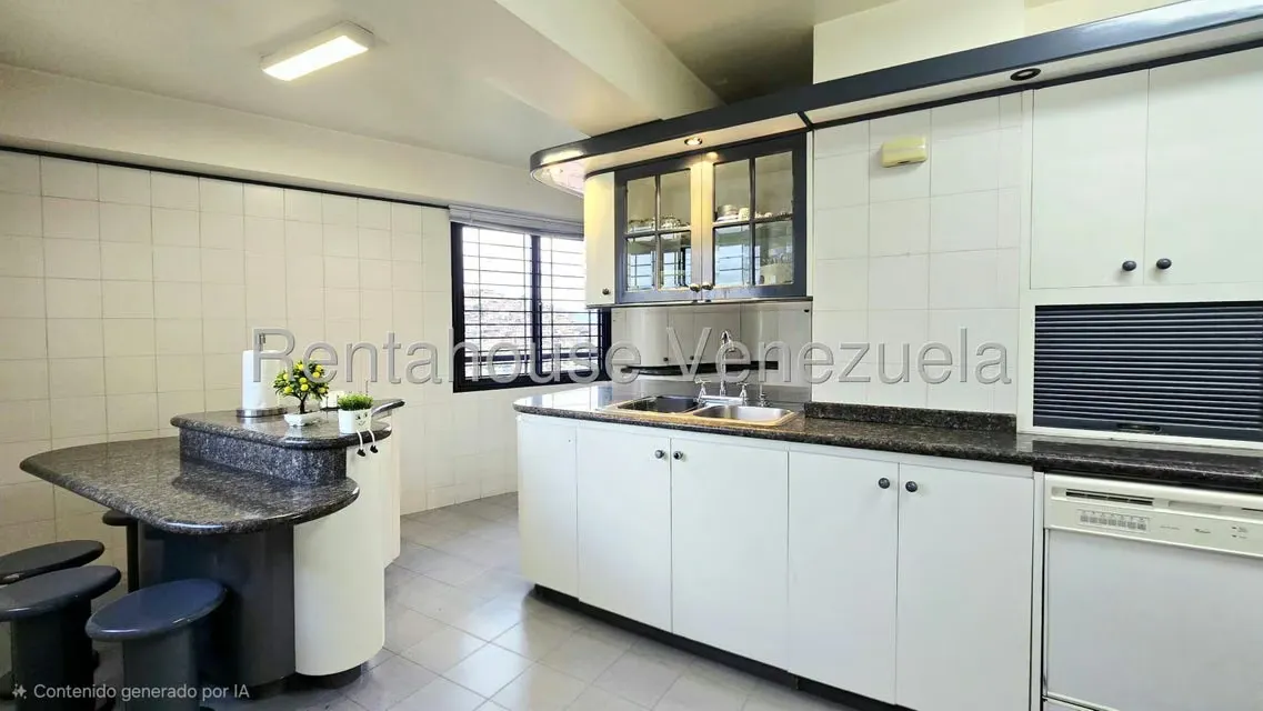 Apartamento (Duplex) en Venta en Terrazas del Avila, Distrito Metropolitano - 11