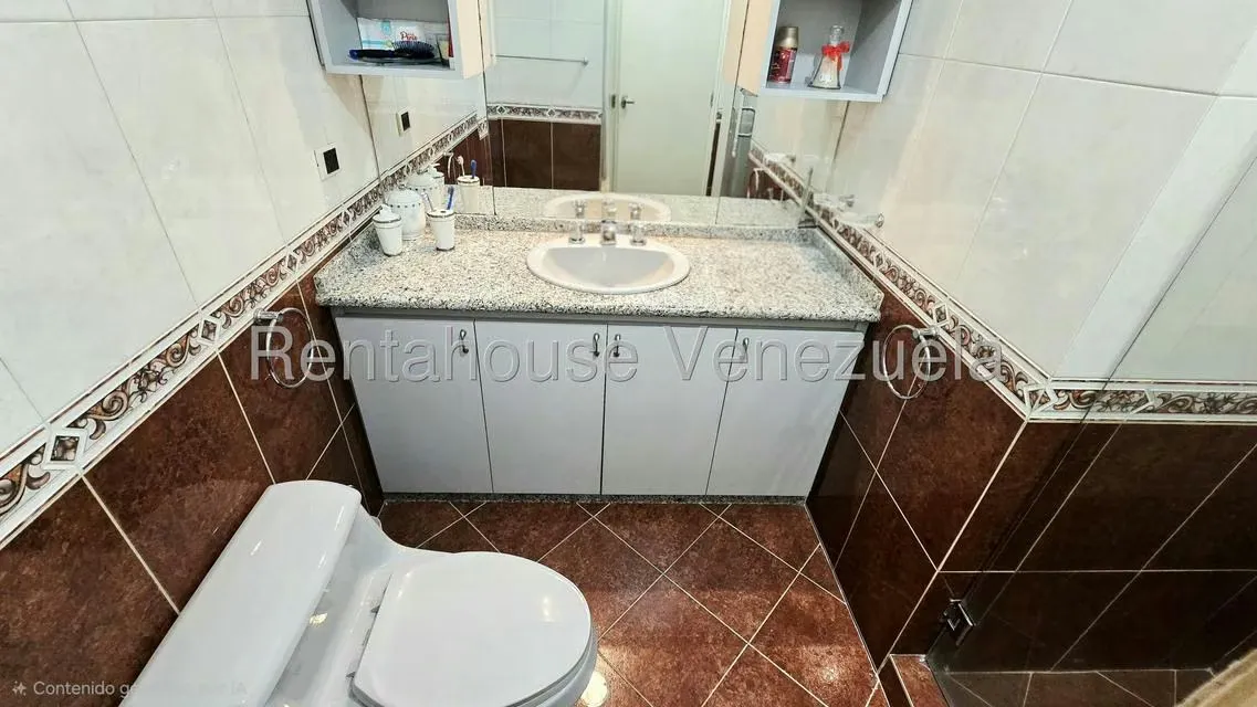 Apartamento (Duplex) en Venta en Terrazas del Avila, Distrito Metropolitano - 17