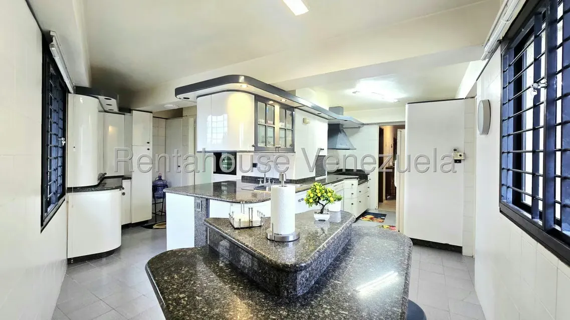 Apartamento (Duplex) en Venta en Terrazas del Avila, Distrito Metropolitano - 10