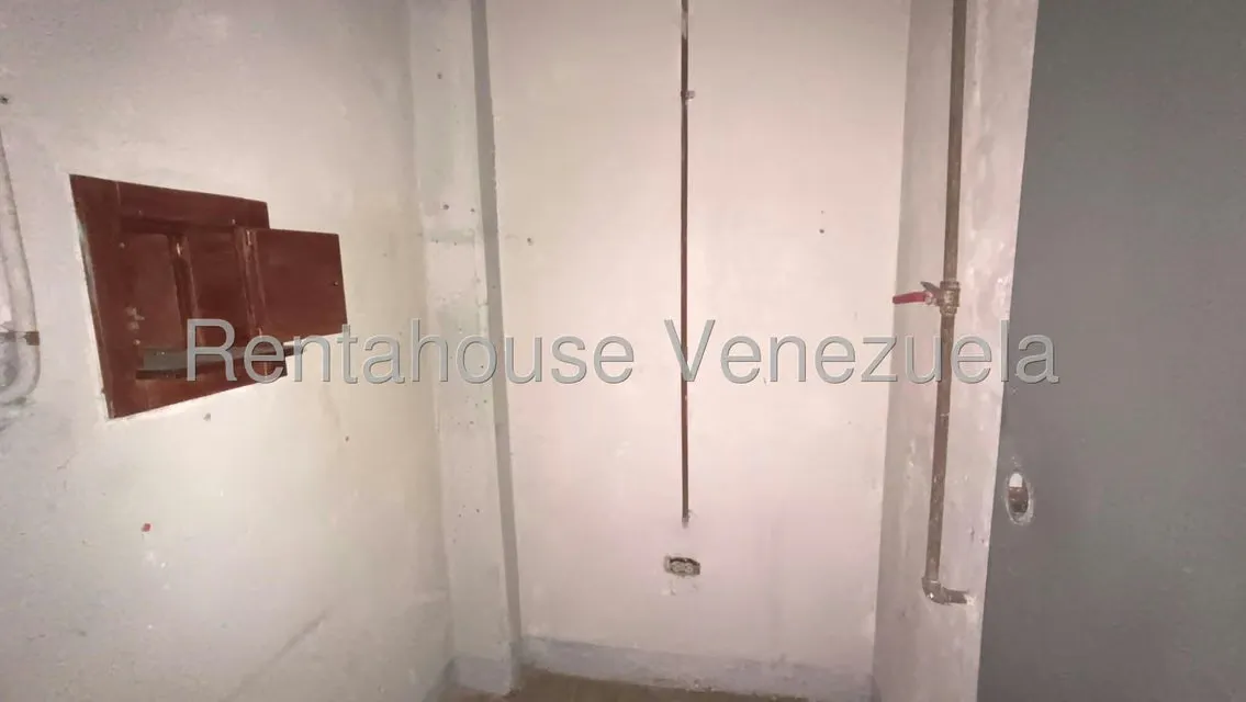 Local Comercial en Alquiler en Catia, Distrito Metropolitano - 7