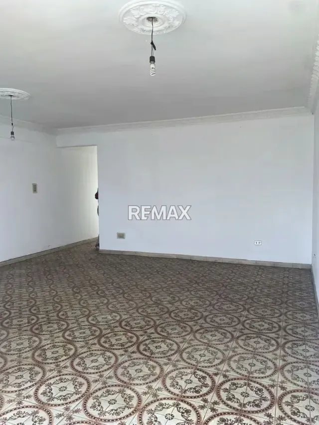 Casa en Alquiler Avenida Venezuela entre calles 38 y 39 Zona Centro-Barquisimeto - 4