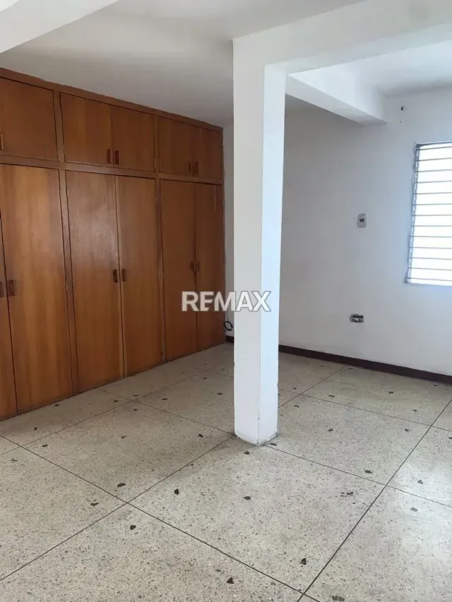Casa en Alquiler Avenida Venezuela entre calles 38 y 39 Zona Centro-Barquisimeto - 5