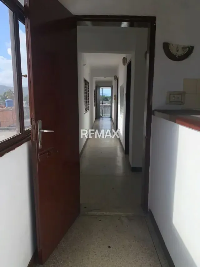 Casa en Alquiler Avenida Venezuela entre calles 38 y 39 Zona Centro-Barquisimeto - 8
