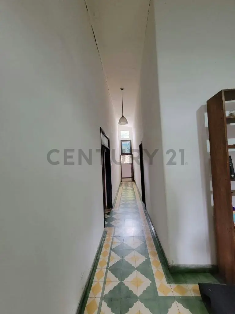 NVERSIONISTA Vendo 3 casas a remodelar en Av Bolivar Norte - 2