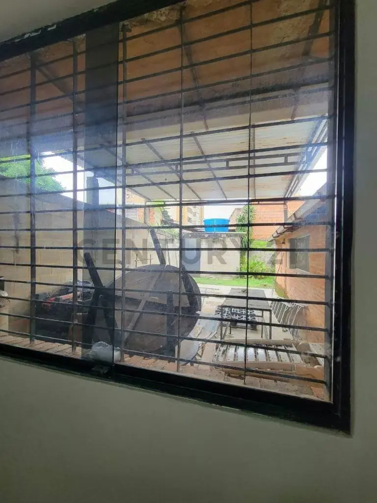 NVERSIONISTA Vendo 3 casas a remodelar en Av Bolivar Norte - 5