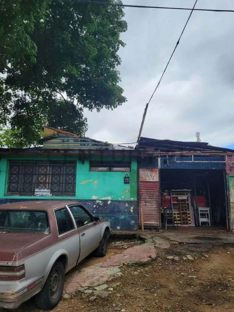 NVERSIONISTA Vendo 3 casas a remodelar en Av Bolivar Norte - 7