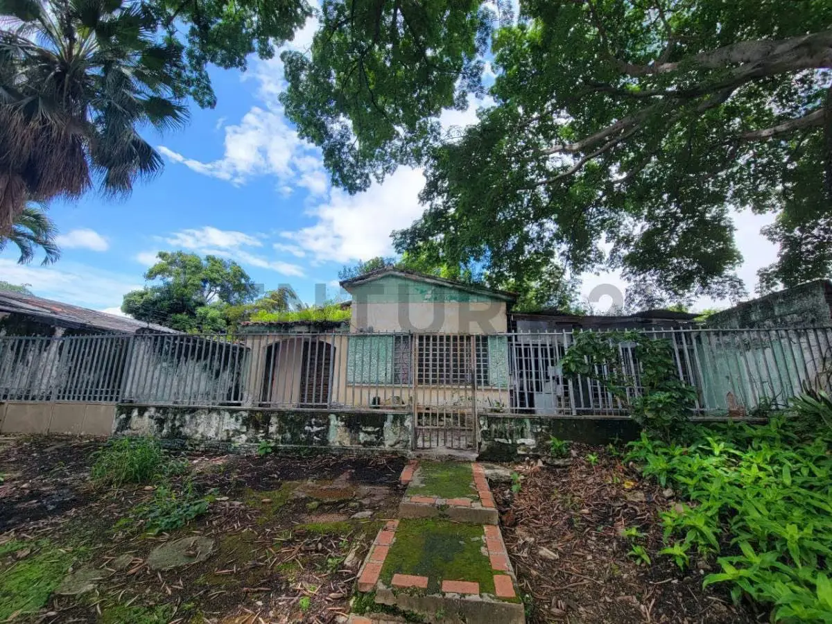 NVERSIONISTA Vendo 3 casas a remodelar en Av Bolivar Norte - 8