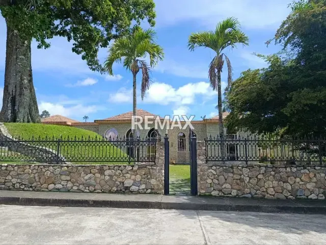 Casa en Venta, San Diego de los Altos - 2
