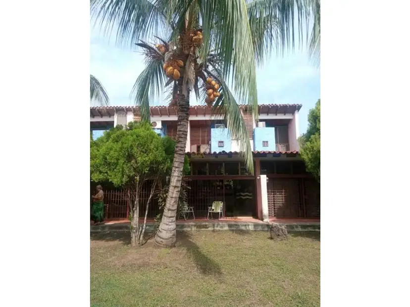 Se Vende TownHouse en Canales de Rio Chico