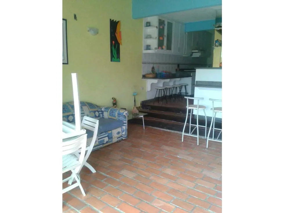 Se Vende TownHouse en Canales de Rio Chico - 4