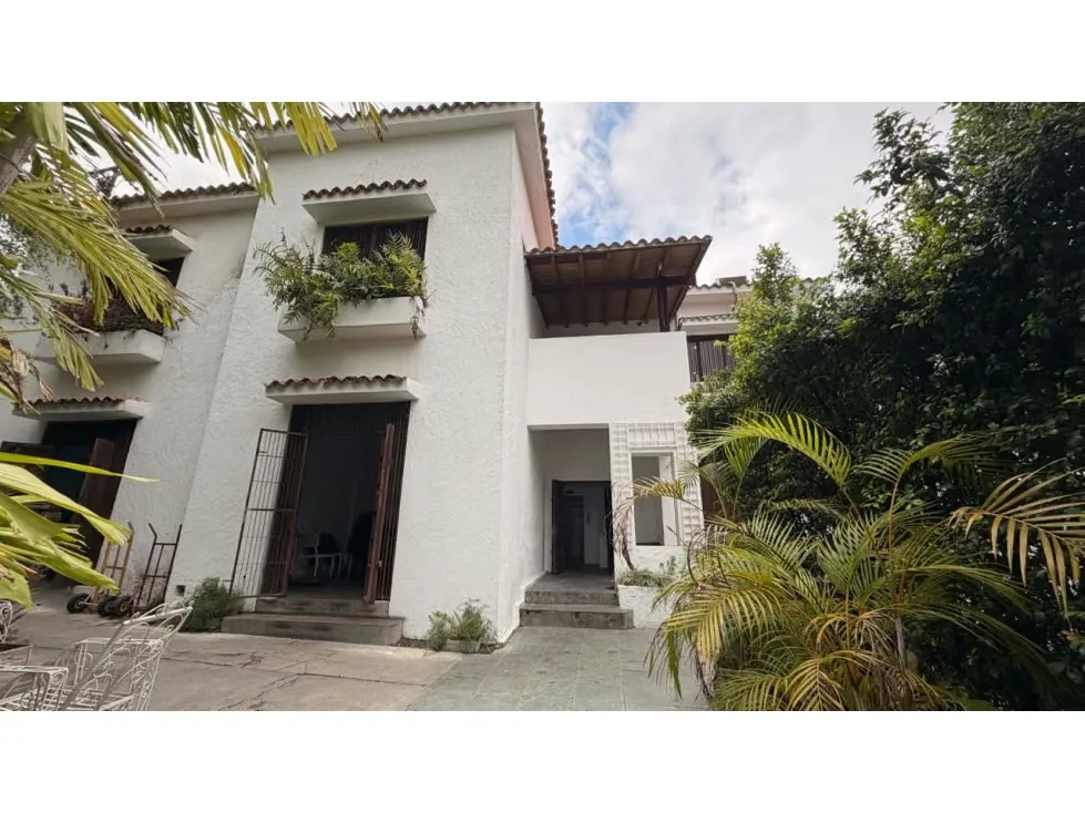 Casa Comercial En Alta Florida venta y Alquiler 699m2 - 2