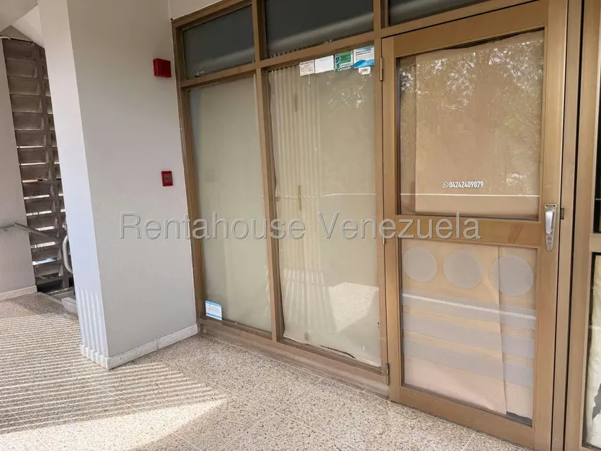 Local Comercial en Alquiler en La Tahona, Distrito Metropolitano - 10