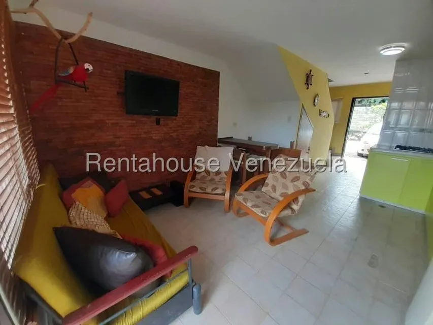 Townhouse (Duplex) en Venta en Ciudad Balneario Higuerote, Miranda - 2