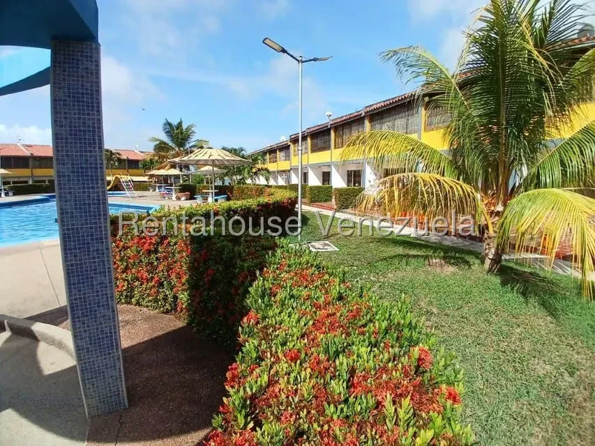 Townhouse (Duplex) en Venta en Ciudad Balneario Higuerote, Miranda - 27