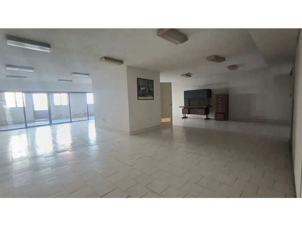 Se vende oficina/local 400m2 Santa Rosalía 6503 - 9