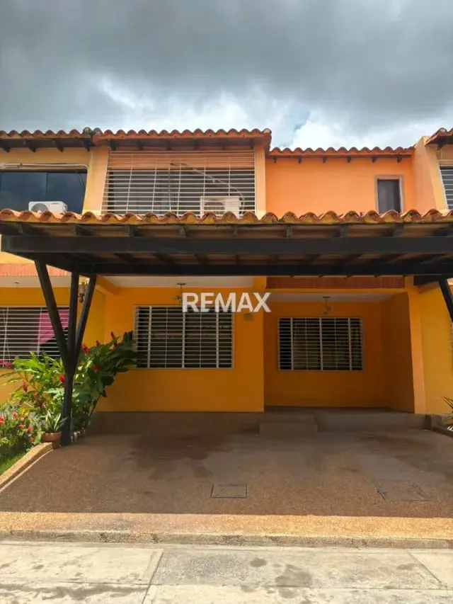 Townhouse en Venta Residencia Villa Piedad - Cabudare