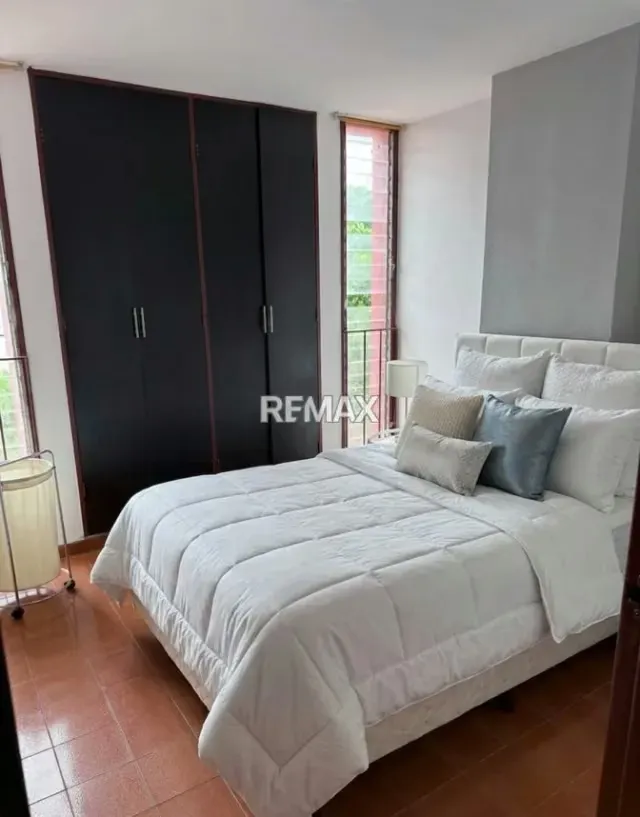 Apartamento en Torres blancas - 2