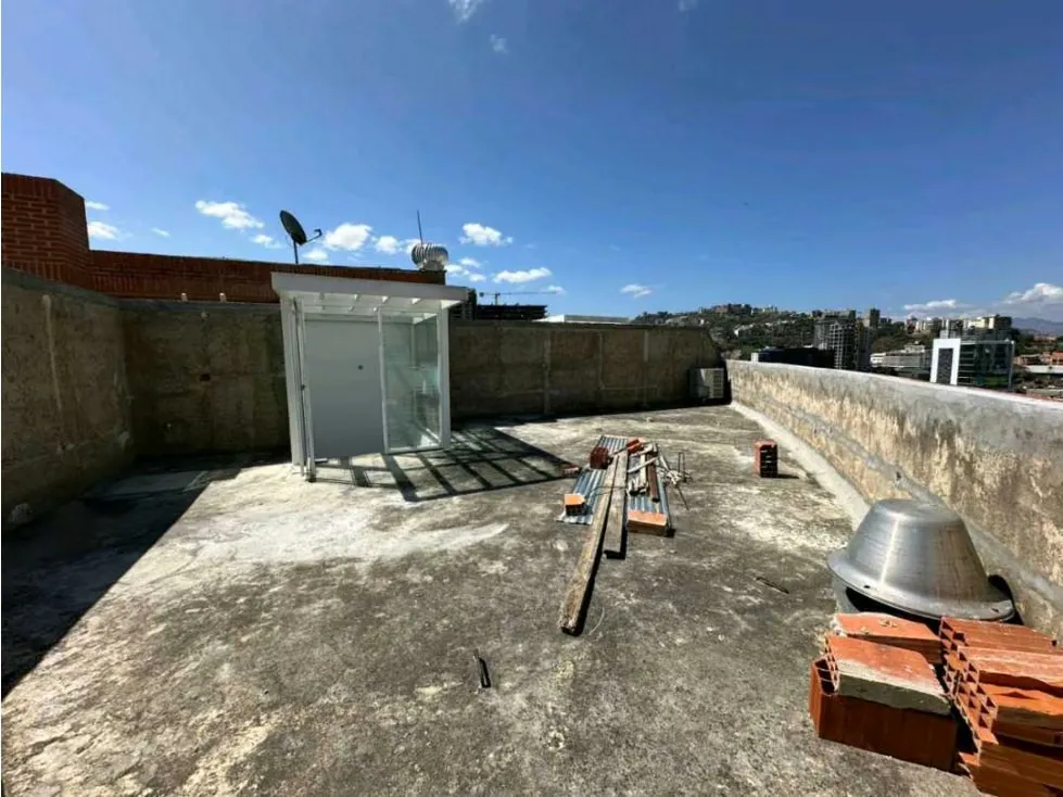 Se vende PH Res. 801 Urb. El rosal - 14