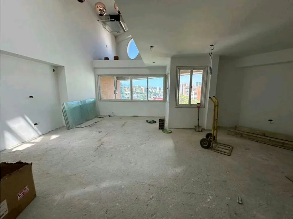 Se vende PH Res. 801 Urb. El rosal - 3
