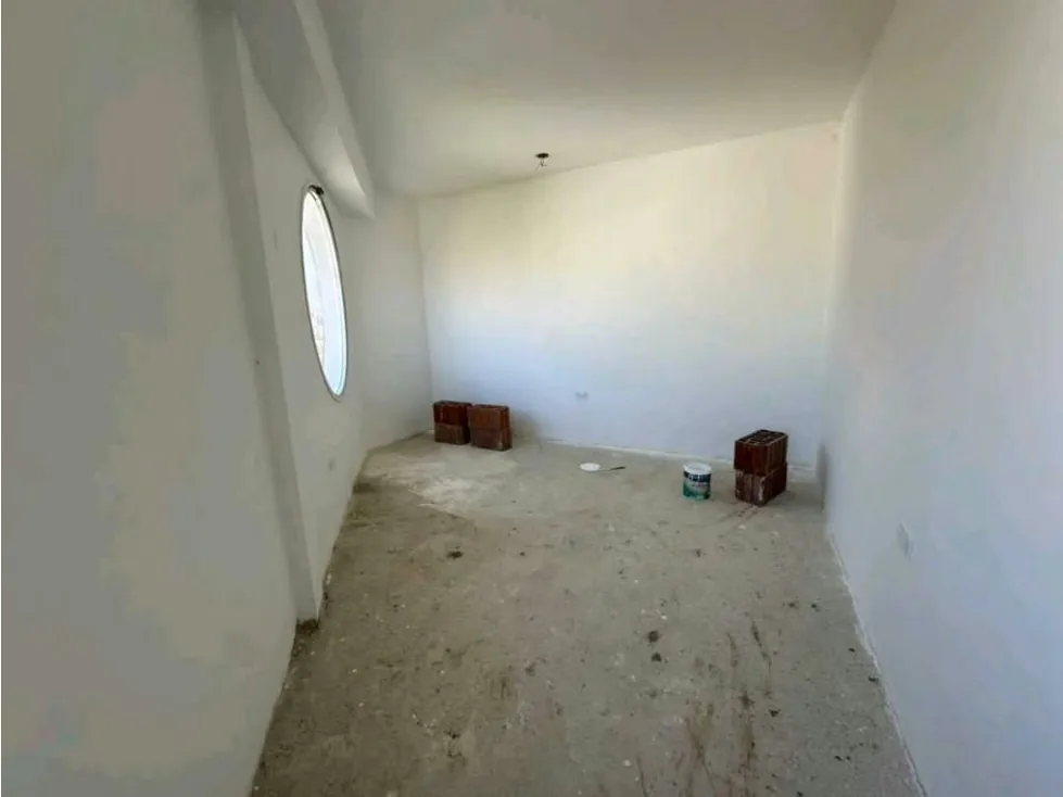 Se vende PH Res. 801 Urb. El rosal - 10