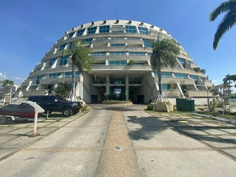 APARTAMENTO EN ALQUILER LECHERIA CR ISLA PARAISO