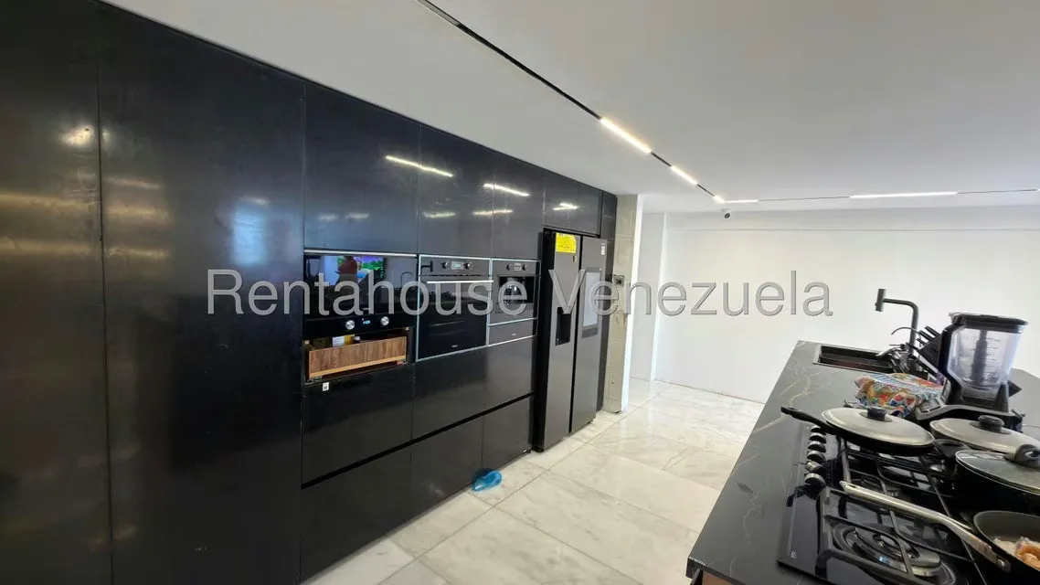 Apartamento (1 Nivel) en Venta en Baruta, Distrito Metropolitano - 8