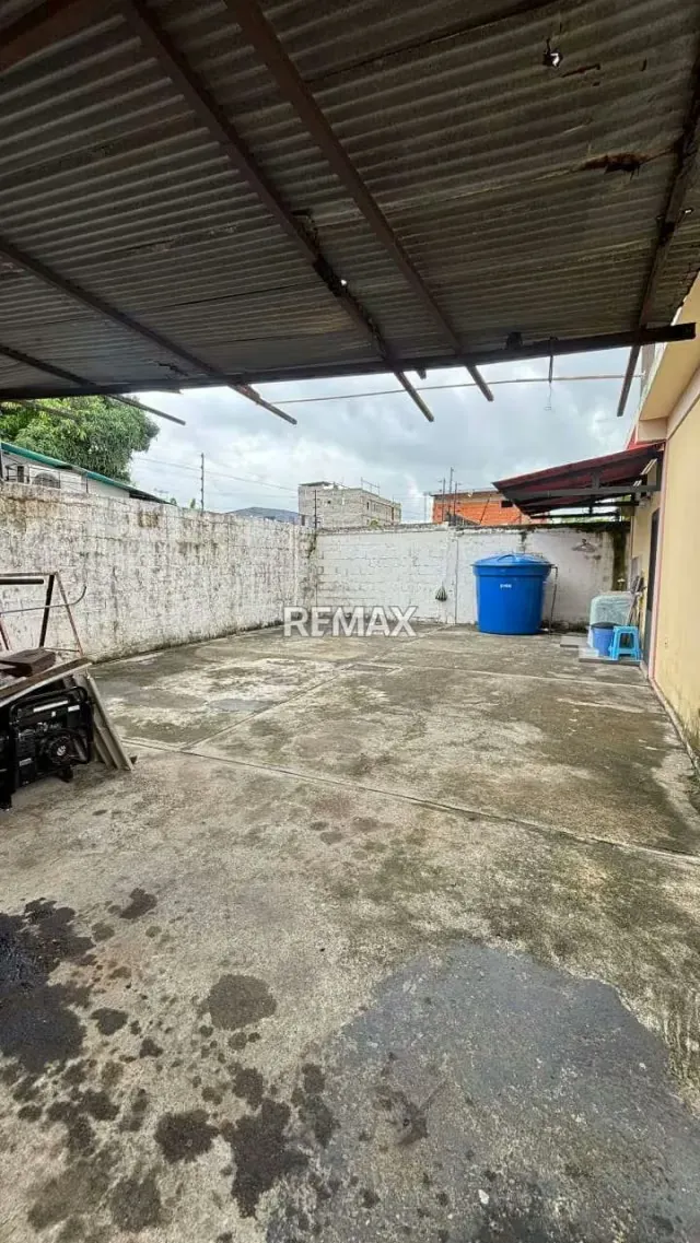 En Venta Casa ubicada en Guanare, Sector La Arenosa Carrera 9 esquina Calle 13, Guanare, Portuguesa, Venezuela - 11