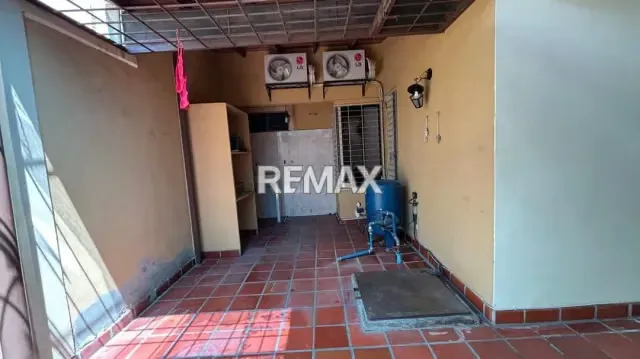 En venta Casa Urb Trigalpa - 6