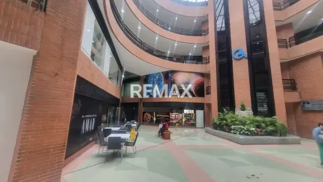 LOCAL COMERCIAL EN ALQUILER PLANTA BAJA PB-12 C.C. GALERIA LAS AMERICAS - 3