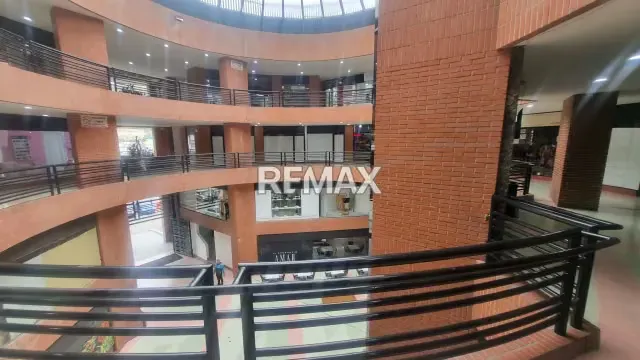 LOCAL COMERCIAL EN ALQUILER PLANTA BAJA PB-12 C.C. GALERIA LAS AMERICAS - 4