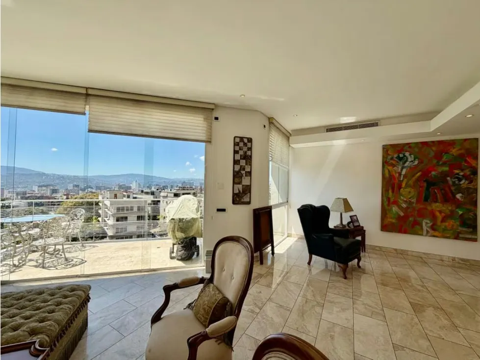 Se vende PH Duplex 650m2 6h+s/9b/5p Los Palos Grandes - 2