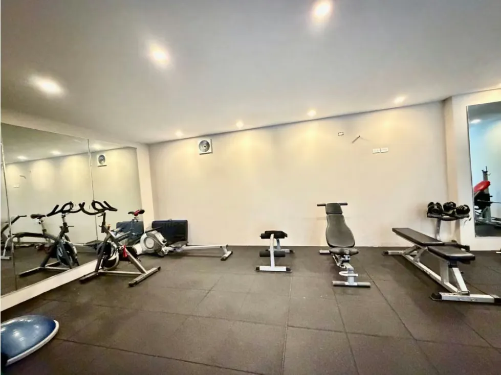 Se vende PH Duplex 650m2 6h+s/9b/5p Los Palos Grandes - 20