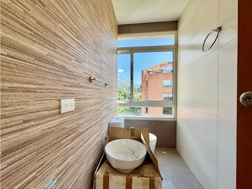 Se vende PH Duplex 650m2 6h+s/9b/5p Los Palos Grandes - 26