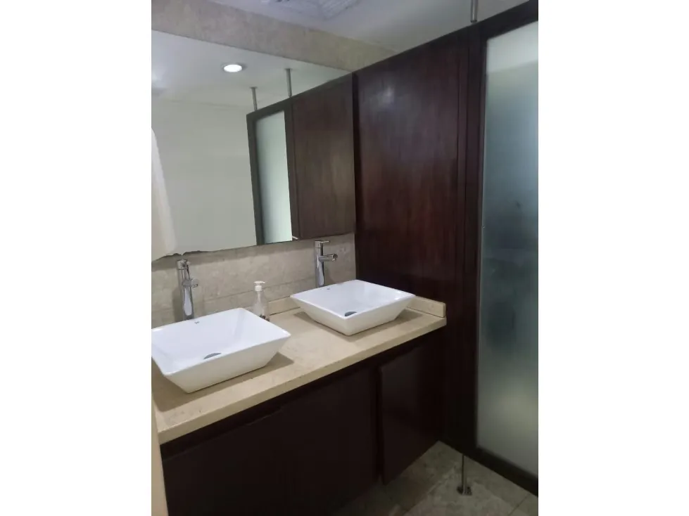 Se vende oficina 400m2 Chuao - 23