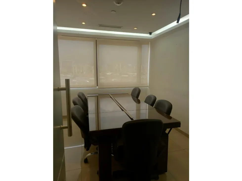 Se vende oficina 400m2 Chuao - 9