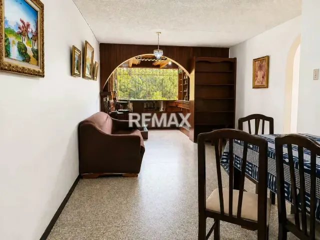 Venta, Apartamento, Frente C.C Galerías Paraíso - 4