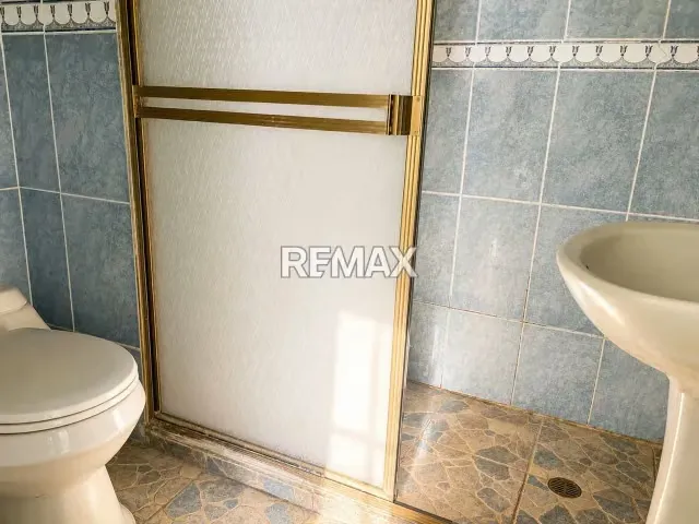 Venta, Apartamento, Frente C.C Galerías Paraíso - 10